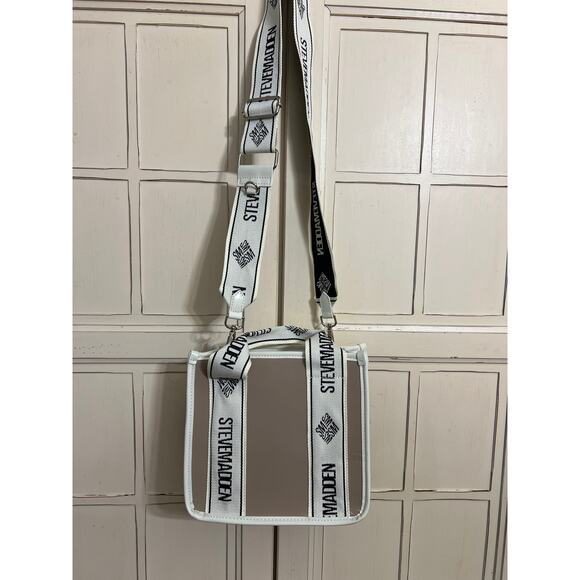 Steve Madden patten leather square crossbody bag in pink - Picture 1 of 5